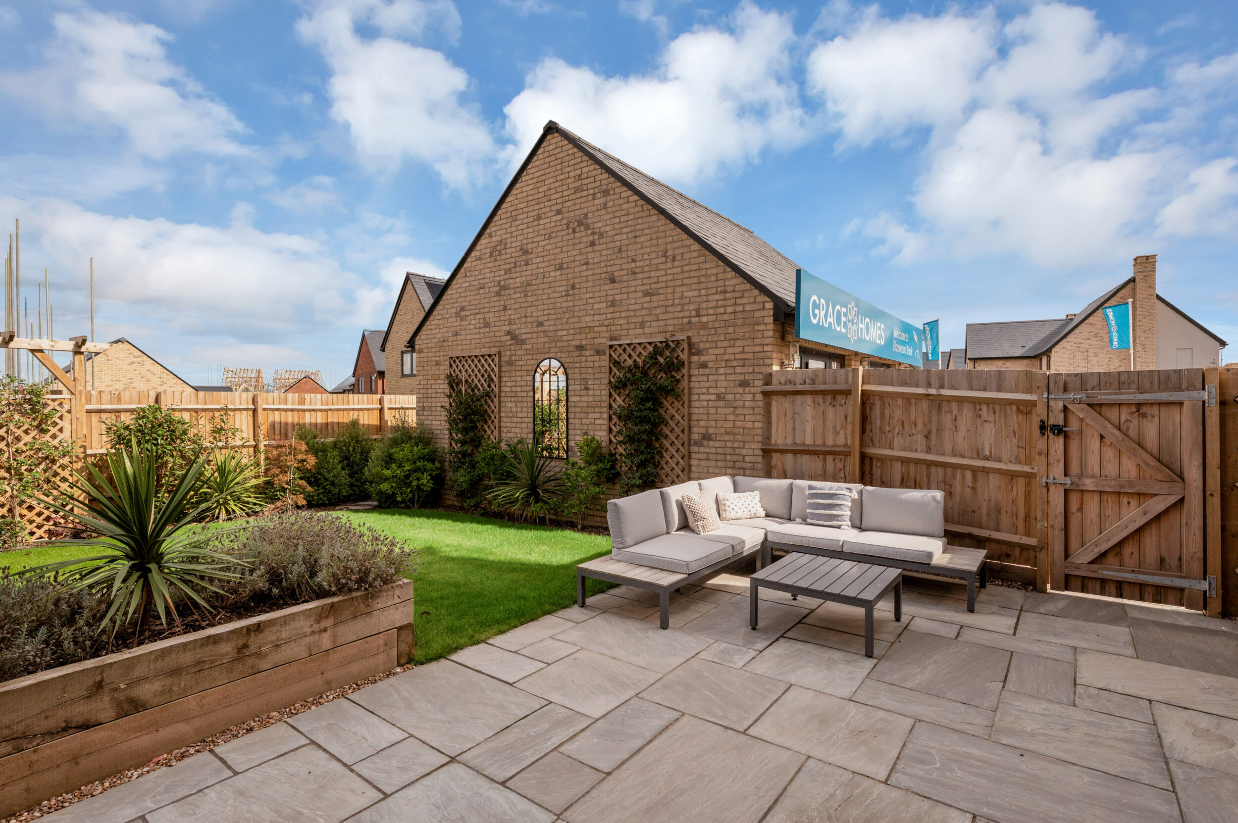 Show Home PH 7
